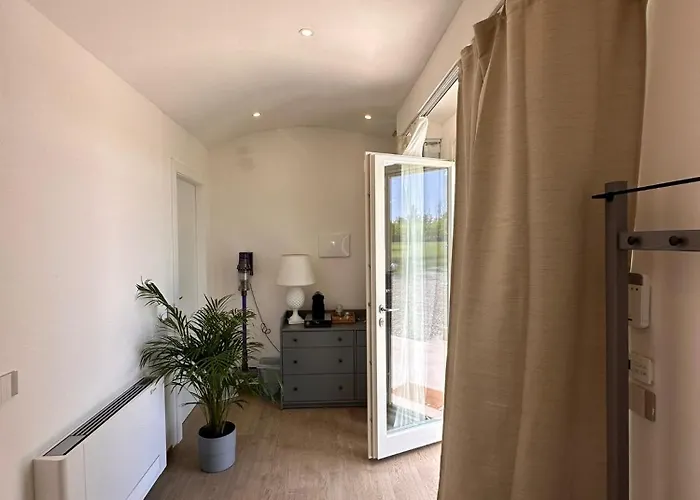 Iris Bed & Breakfast