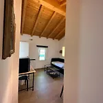 Iris Oda ve Kahvaltı 4*